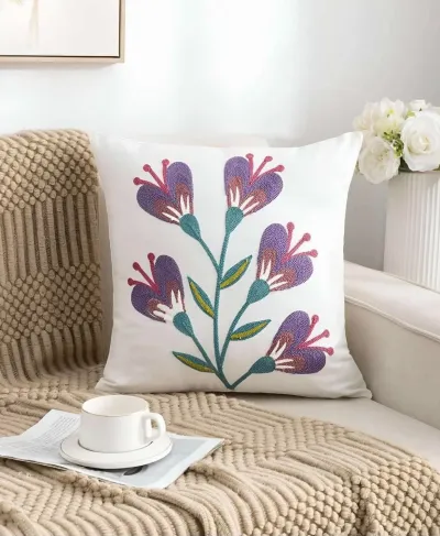 Funda de cojín bordada flor morada 45×45 cm