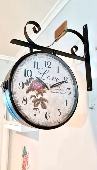Reloj de metal doble faz Love 24 cm de diámetro – foto 1