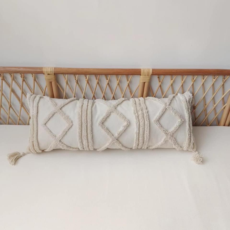 FUNDA DE COJIN BOHO NÓRDICO 35x90 cm - Imagen 2