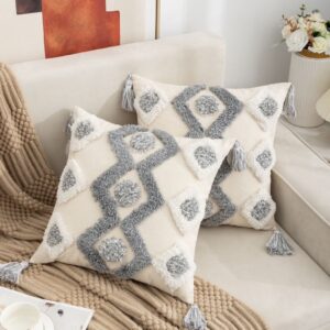 FUNDA DE COJIN BOHO ROMBOS GRIS